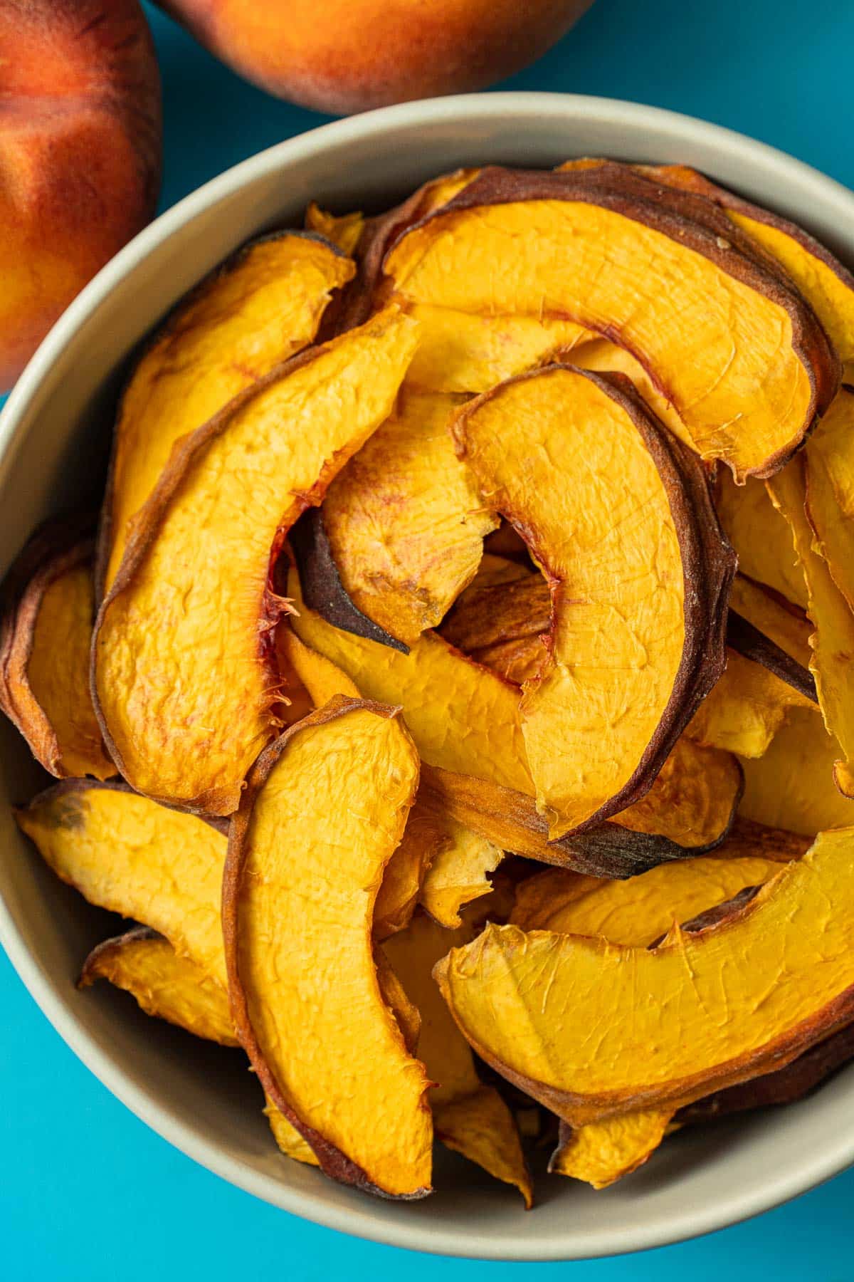 Dehydrated peaches in a bowl