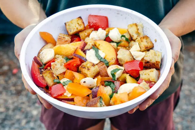 Panzanella Salad with Tomatoes and Peaches