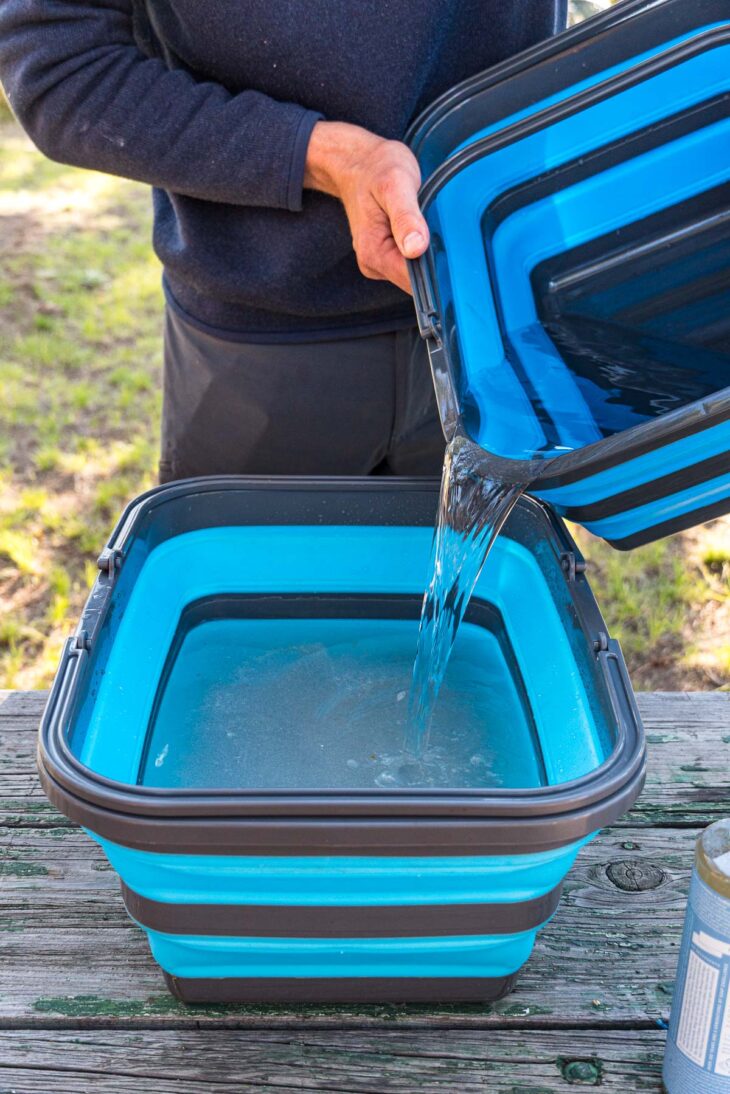 How to Wash Dishes While Camping Fresh Off The Grid
